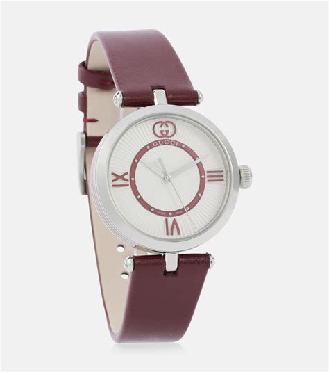 Model 2000 30mm stainless steel watch in red 